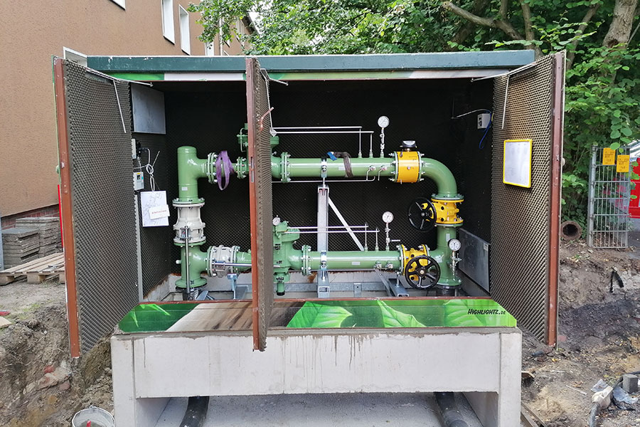Geöffnete Gasregelstation Herwarthstraße Innenansicht einer Gasregelstation